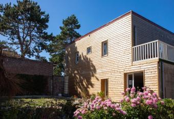 Chambre d h  tes des pins has Balcony rooms