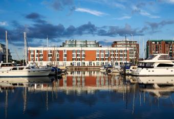 Im-Jaich Boardinghouse Bremerhaven allows 18 year olds to book a room