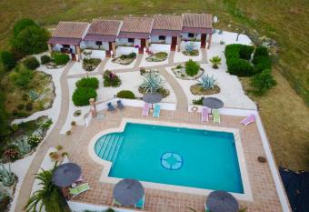 Cortijo Valverde Alora has Balcony rooms