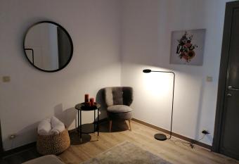 Le 3 eme allows 18 year olds to book a room