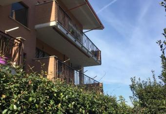 casa di Laura has Balcony rooms