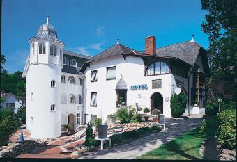 Hotel Villa Gropius has Balcony rooms