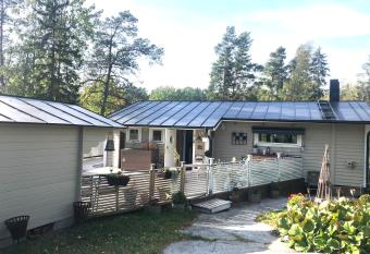 Ingar   Brudbergsv  gen 17 has Balcony rooms