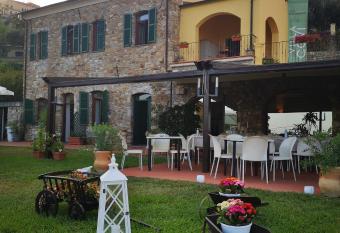 Villa Govi has Balcony rooms