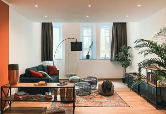 Brunnen Apartments has Balcony rooms