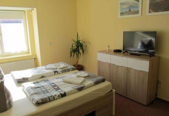 Hotel Landhaus Nassau allows 18 year olds to book a room