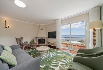 Reis Magos V by An Island Apart allows 18 year olds to book a room