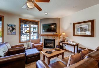 Main Street Station #2203 has Balcony rooms