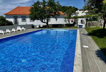 Solar Laginha - apartamentos, quartos, camas em dormit  rio allows 18 year olds to book a room
