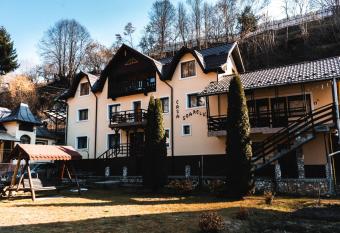 Pensiunea Casa Soarelui has Balcony rooms