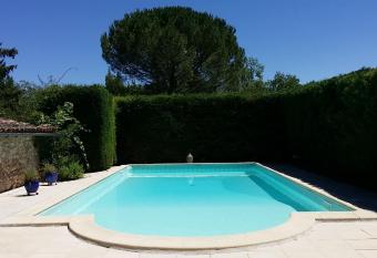 Sur mon chemin chambres d h  tes allows 18 year olds to book a room