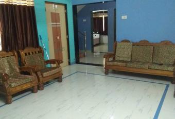 NILESH COTTAGE has Balcony rooms