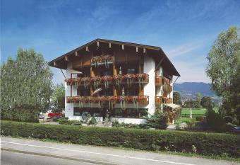 Hotel-Pension-Ostler has Balcony rooms