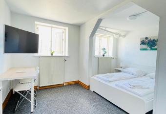 aday - Villa Firenze - Cozy Homely Room has Balcony rooms