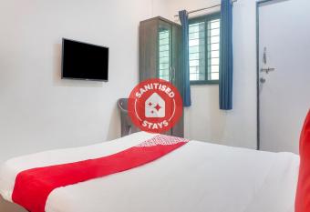 OYO 75248 Shanaya Inn allows 18 year olds to book a room