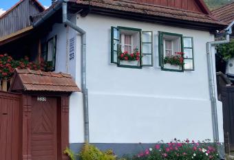 Casa Kelemen Ir  n has Balcony rooms