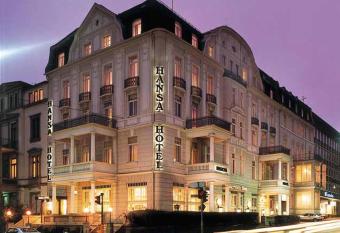 Star-Apart Hansa Hotel allows 18 year olds to book a room