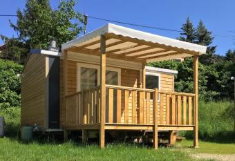 Amelia Camping has Balcony rooms