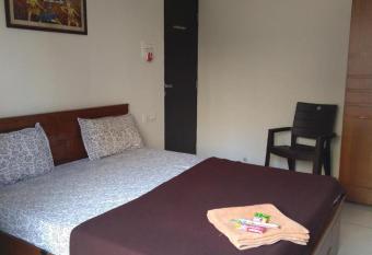 2 BHK Private Apartment Near Hiranandani Estate allows 18 year olds to book a room