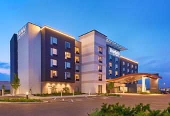 Fairfield by Marriott Inn & Suites Orillia allows 18 year olds to book a room