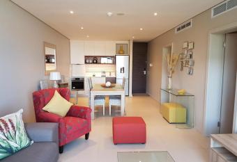 Lush Zimbali Lodging-Zimbali Suites has Balcony rooms