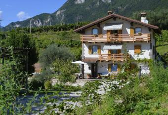 C   Ulivi has Balcony rooms