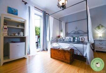 La casetta sulle Stelle has Balcony rooms