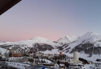 Monolocale has Balcony rooms