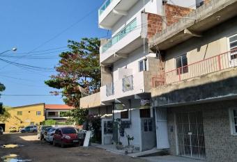 flats paulo porto mara allows 18 year olds to book a room