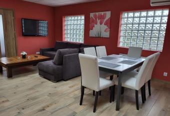 Apartamenty na 12 has Balcony rooms