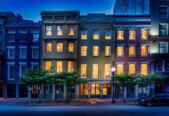 The Alexandre has Balcony rooms