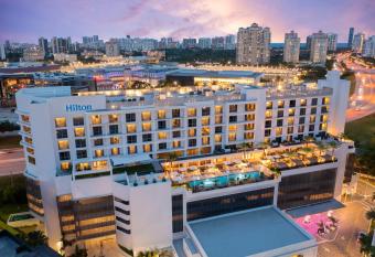 Hilton Miami Aventura has Balcony rooms