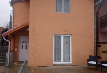 Apartman Visnja has Balcony rooms