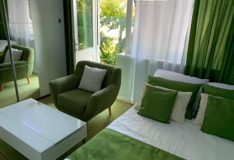 City studio Maras terrace Marini dvori allows 18 year olds to book a room