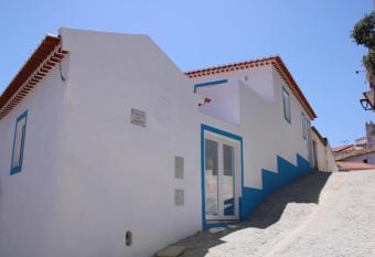 Sudoeste Guest House has Balcony rooms