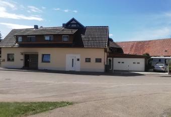 Haus Daniela has Balcony rooms