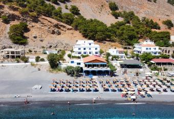 Agia Roumeli Hotel allows 18 year olds to book a room
