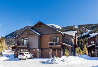 River Run Townhomes by Summit County Mountain Retreats has Balcony rooms