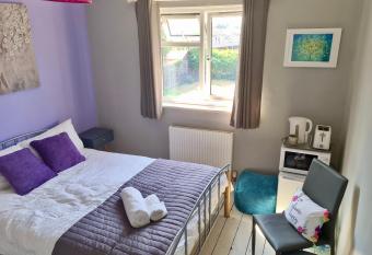 love-lyph stays allows 18 year olds to book a room