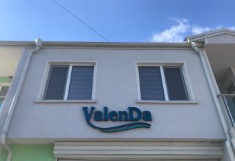                          ValenDa has Balcony rooms