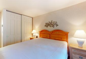 Life at the Lodge has Balcony rooms