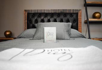 Capital O Hotel Diez allows 18 year olds to book a room