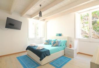 Appartamenti La perla has Balcony rooms