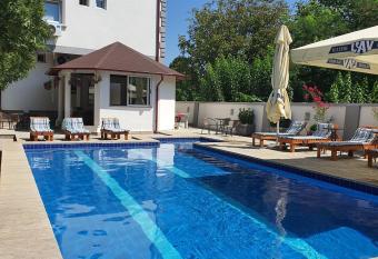 Villa Boho Cherga has Smoking/Balcony rooms