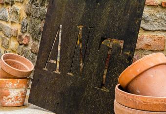 ANT Restaurant & Apartments allows 18 year olds to book a room