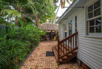 Royal Palm has Balcony rooms