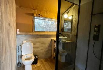 Biohoeve  t Bezige Bieke met priv   wellness has Balcony rooms