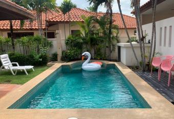 Baan Balina By Fantasea Beach has Balcony rooms