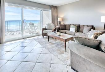 Beach House II has Balcony rooms