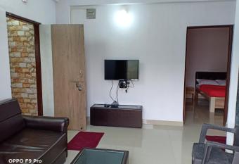 HILL VIEW RESIDENCE Room no 6 has Balcony rooms